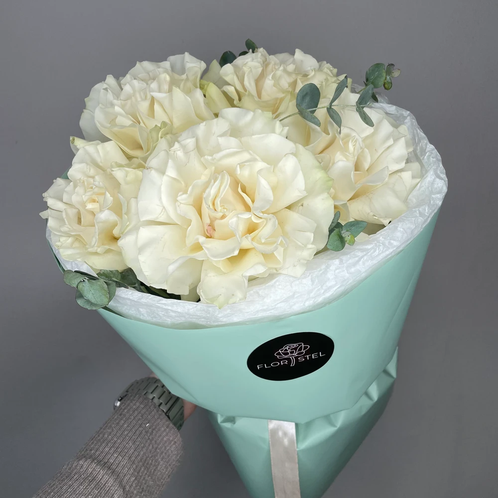 Букет из белых французских роз