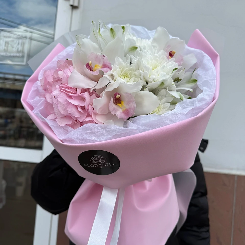 Букет Гортензия, орхидея, альстромерия